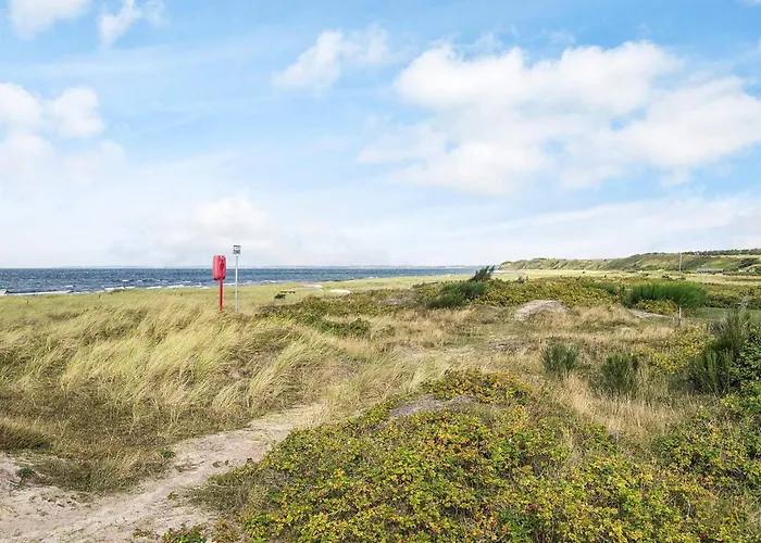 Beachfront Bliss - By Traum Holiday home *